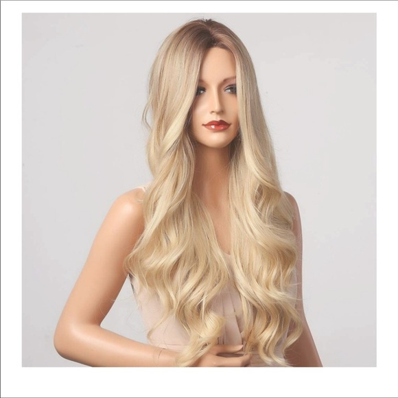 🆕️ Natural Looking Silk Fully Heat Resistant  Wig - Picture 3 of 7